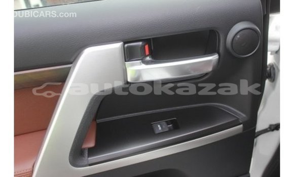 Buy Import Toyota Land Cruiser White Car in Import - Dubai in Akmecet Buy Import Toyota Land Cruiser White Car in Import - Dubai in Akmecet