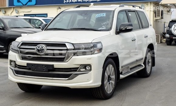 Buy Import Toyota Land Cruiser White Car in Import - Dubai in Akmecet Buy Import Toyota Land Cruiser White Car in Import - Dubai in Akmecet