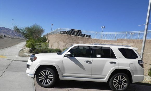 Buy Used Toyota 4Runner White Car in Abay in Karagandi Buy Used Toyota 4Runner White Car in Abay in Karagandi