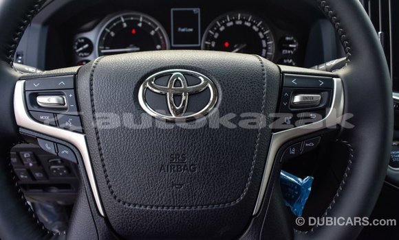 Buy Import Toyota Land Cruiser White Car in Import - Dubai in Akmecet Buy Import Toyota Land Cruiser White Car in Import - Dubai in Akmecet