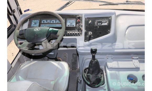 Buy Import TATA Xenon White Car in Import - Dubai in Akmecet