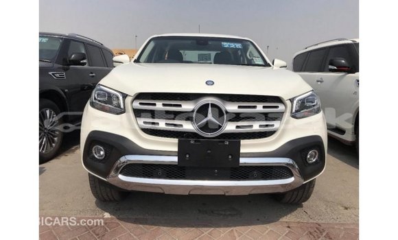 Buy Import Mercedes-Benz 250 White Car in Import - Dubai in Akmecet Buy Import Mercedes-Benz 250 White Car in Import - Dubai in Akmecet