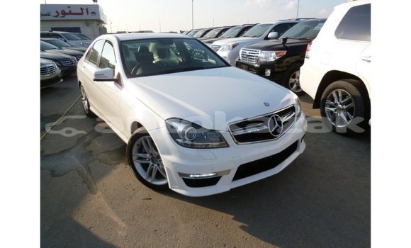 Buy Import Mercedes-Benz 200 White Car in Import - Dubai in Akmecet Buy Import Mercedes-Benz 200 White Car in Import - Dubai in Akmecet