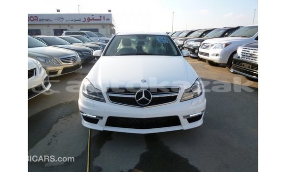 Buy Import Mercedes-Benz 200 White Car in Import - Dubai in Akmecet Buy Import Mercedes-Benz 200 White Car in Import - Dubai in Akmecet