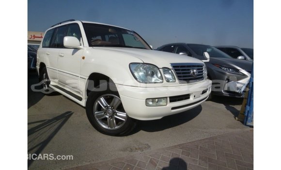 Buy Import Toyota Land Cruiser White Car in Import - Dubai in Akmecet Buy Import Toyota Land Cruiser White Car in Import - Dubai in Akmecet