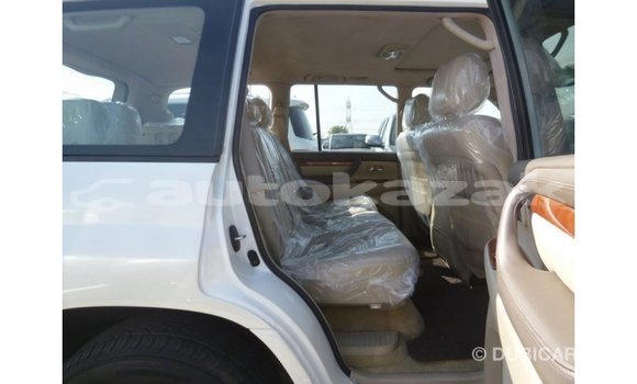 Buy Import Toyota Land Cruiser White Car in Import - Dubai in Akmecet Buy Import Toyota Land Cruiser White Car in Import - Dubai in Akmecet