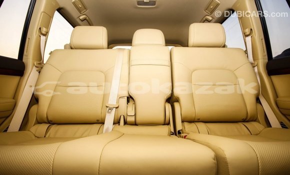Buy Import Toyota Land Cruiser White Car in Import - Dubai in Akmecet Buy Import Toyota Land Cruiser White Car in Import - Dubai in Akmecet