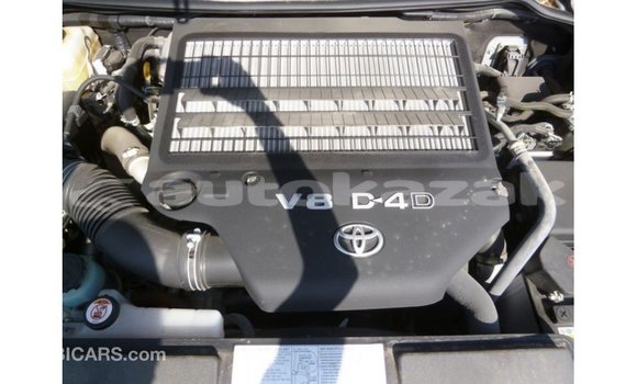 Buy Import Toyota Land Cruiser Other Car in Import - Dubai in Akmecet Buy Import Toyota Land Cruiser Other Car in Import - Dubai in Akmecet