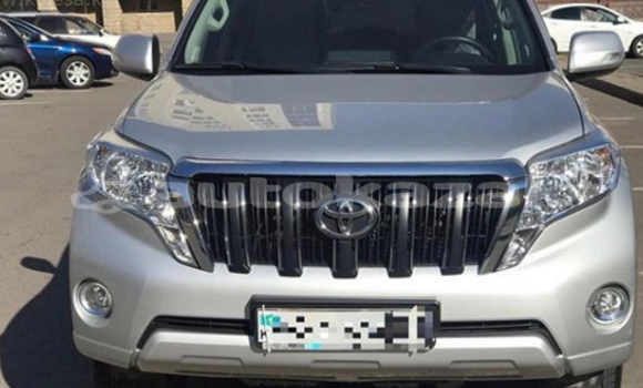 Buy Used Toyota Land Cruiser Prado Silver Car in Astana in Akmola