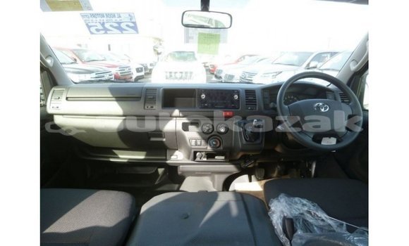 Buy Import Toyota Hiace White Car in Import - Dubai in Akmecet Buy Import Toyota Hiace White Car in Import - Dubai in Akmecet