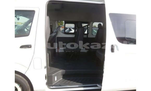 Buy Import Toyota Hiace White Car in Import - Dubai in Akmecet Buy Import Toyota Hiace White Car in Import - Dubai in Akmecet