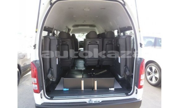 Buy Import Toyota Hiace White Car in Import - Dubai in Akmecet Buy Import Toyota Hiace White Car in Import - Dubai in Akmecet