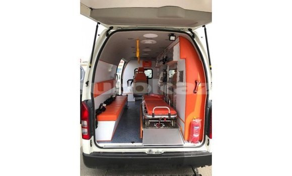 Buy Import Toyota Hiace White Car in Import - Dubai in Akmecet Buy Import Toyota Hiace White Car in Import - Dubai in Akmecet
