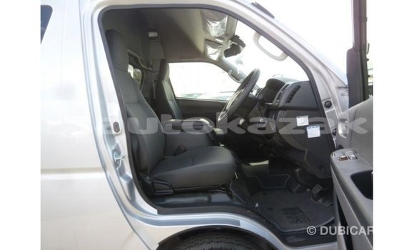 Buy Import Toyota Hiace Other Car in Import - Dubai in Akmecet Buy Import Toyota Hiace Other Car in Import - Dubai in Akmecet