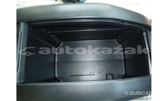 Buy Import Toyota Kluger White Car in Import - Dubai in Akmecet Buy Import Toyota Kluger White Car in Import - Dubai in Akmecet