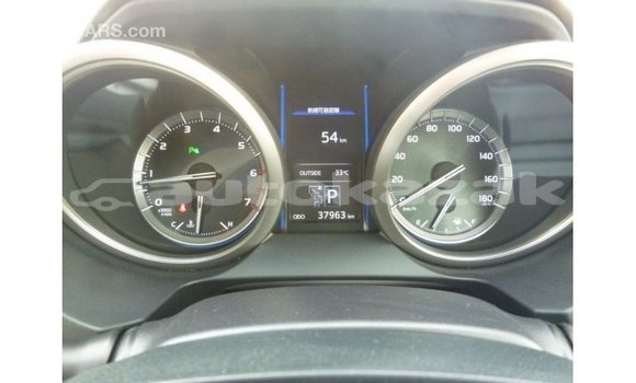 Buy Import Toyota Prado White Car in Import - Dubai in Akmecet Buy Import Toyota Prado White Car in Import - Dubai in Akmecet