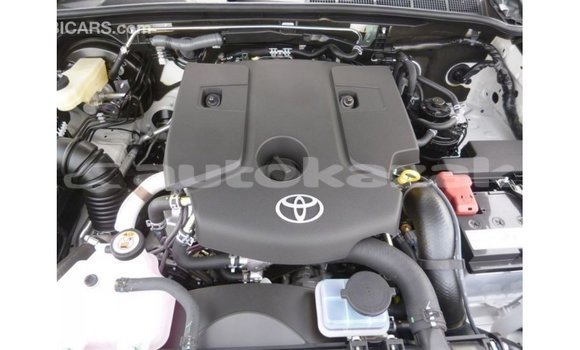 Buy Import Toyota Hilux White Car in Import - Dubai in Akmecet Buy Import Toyota Hilux White Car in Import - Dubai in Akmecet