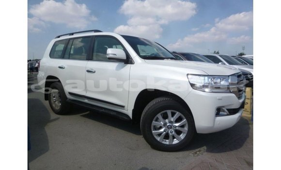 Buy Import Toyota Land Cruiser White Car in Import - Dubai in Akmecet Buy Import Toyota Land Cruiser White Car in Import - Dubai in Akmecet