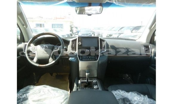 Buy Import Toyota Land Cruiser White Car in Import - Dubai in Akmecet Buy Import Toyota Land Cruiser White Car in Import - Dubai in Akmecet
