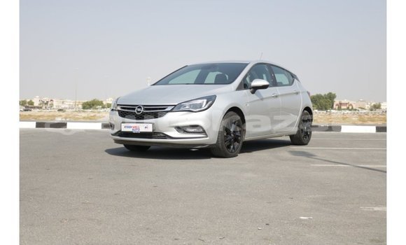 Buy Import Opel Astra White Car in Import - Dubai in Akmecet