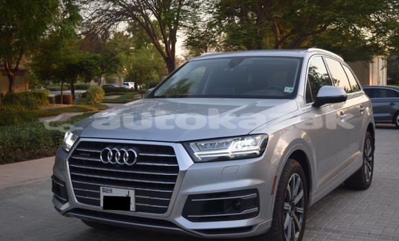 Buy Used Audi Q7 Silver Car in Import - Dubai in Akmecet