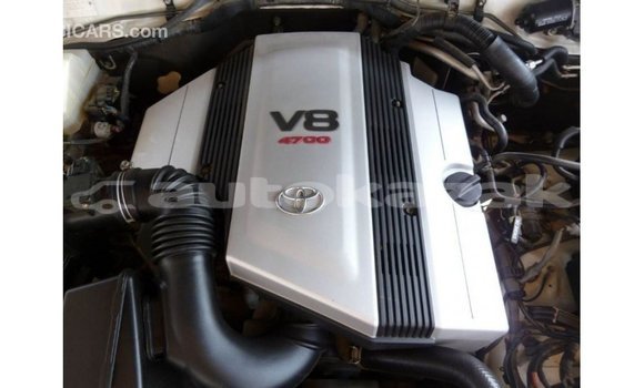 Buy Import Toyota Land Cruiser White Car in Import - Dubai in Akmecet Buy Import Toyota Land Cruiser White Car in Import - Dubai in Akmecet