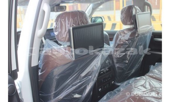 Buy Import Toyota Land Cruiser White Car in Import - Dubai in Akmecet Buy Import Toyota Land Cruiser White Car in Import - Dubai in Akmecet
