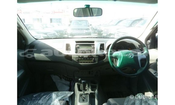 Buy Import Toyota Hilux White Car in Import - Dubai in Akmecet Buy Import Toyota Hilux White Car in Import - Dubai in Akmecet