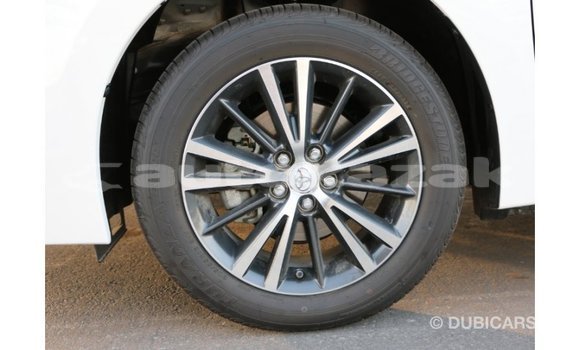 Buy Import Toyota Corolla White Car in Import - Dubai in Akmecet Buy Import Toyota Corolla White Car in Import - Dubai in Akmecet