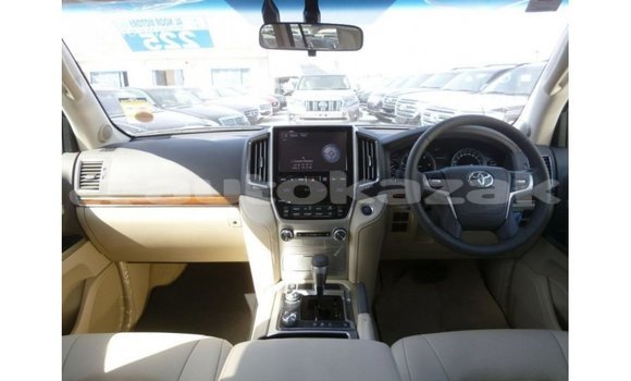 Buy Import Toyota Land Cruiser White Car in Import - Dubai in Akmecet Buy Import Toyota Land Cruiser White Car in Import - Dubai in Akmecet