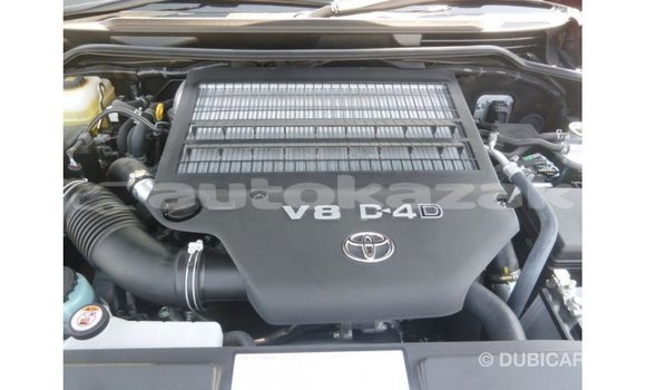 Buy Import Toyota Land Cruiser Red Car in Import - Dubai in Akmecet Buy Import Toyota Land Cruiser Red Car in Import - Dubai in Akmecet
