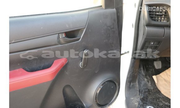 Buy Import Toyota Hilux White Car in Import - Dubai in Akmecet Buy Import Toyota Hilux White Car in Import - Dubai in Akmecet