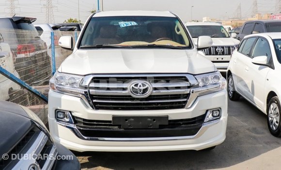 Buy Import Toyota Land Cruiser White Car in Import - Dubai in Akmecet Buy Import Toyota Land Cruiser White Car in Import - Dubai in Akmecet