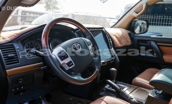 Buy Import Toyota Land Cruiser White Car in Import - Dubai in Akmecet Buy Import Toyota Land Cruiser White Car in Import - Dubai in Akmecet