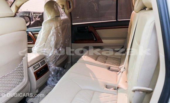 Buy Import Toyota Land Cruiser White Car in Import - Dubai in Akmecet Buy Import Toyota Land Cruiser White Car in Import - Dubai in Akmecet