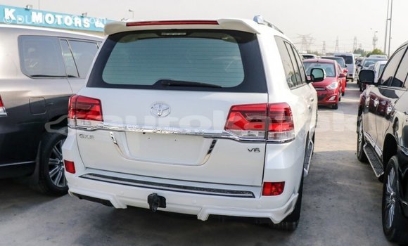 Buy Import Toyota Land Cruiser White Car in Import - Dubai in Akmecet Buy Import Toyota Land Cruiser White Car in Import - Dubai in Akmecet
