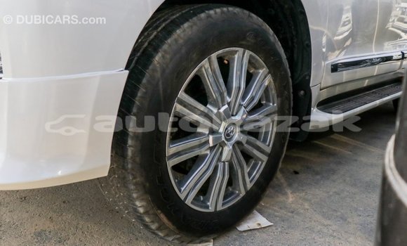 Buy Import Toyota Land Cruiser White Car in Import - Dubai in Akmecet Buy Import Toyota Land Cruiser White Car in Import - Dubai in Akmecet