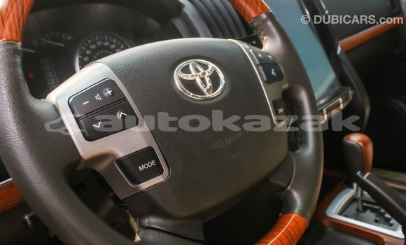 Buy Import Toyota Land Cruiser White Car in Import - Dubai in Akmecet Buy Import Toyota Land Cruiser White Car in Import - Dubai in Akmecet