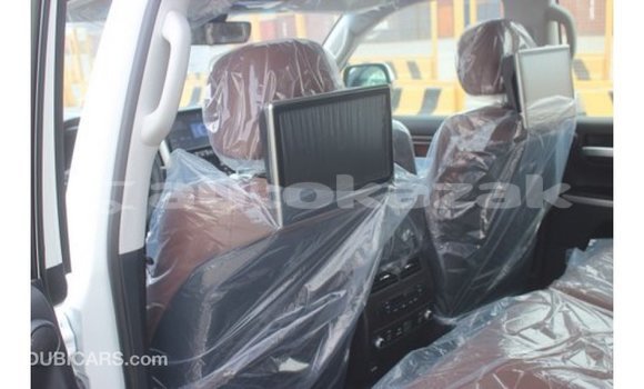 Buy Import Toyota Land Cruiser White Car in Import - Dubai in Akmecet Buy Import Toyota Land Cruiser White Car in Import - Dubai in Akmecet