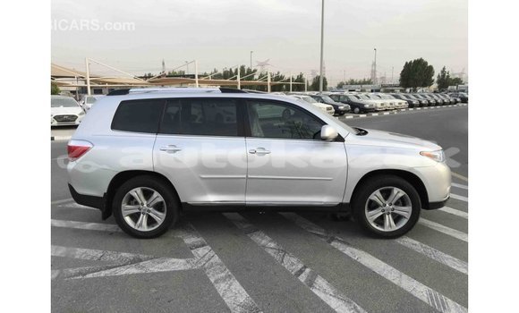 Buy Import Toyota Highlander Other Car in Import - Dubai in Akmecet Buy Import Toyota Highlander Other Car in Import - Dubai in Akmecet