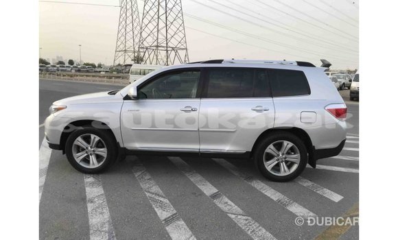 Buy Import Toyota Highlander Other Car in Import - Dubai in Akmecet Buy Import Toyota Highlander Other Car in Import - Dubai in Akmecet