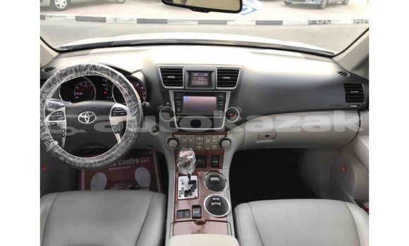 Buy Import Toyota Highlander Other Car in Import - Dubai in Akmecet Buy Import Toyota Highlander Other Car in Import - Dubai in Akmecet