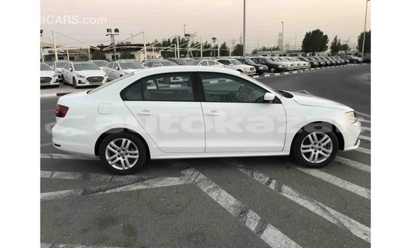 Buy Import Volkswagen Jetta White Car in Import - Dubai in Akmecet Buy Import Volkswagen Jetta White Car in Import - Dubai in Akmecet