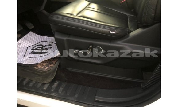 Buy Import Ford V8 White Car in Import - Dubai in Akmecet Buy Import Ford V8 White Car in Import - Dubai in Akmecet