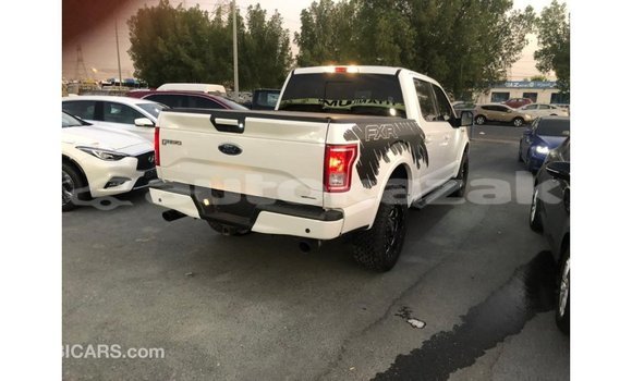 Buy Import Ford V8 White Car in Import - Dubai in Akmecet Buy Import Ford V8 White Car in Import - Dubai in Akmecet