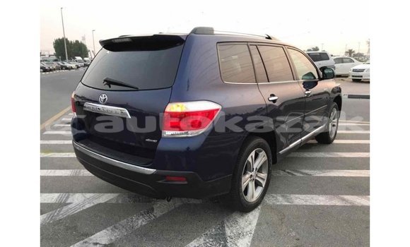 Buy Import Toyota Highlander Blue Car in Import - Dubai in Akmecet Buy Import Toyota Highlander Blue Car in Import - Dubai in Akmecet