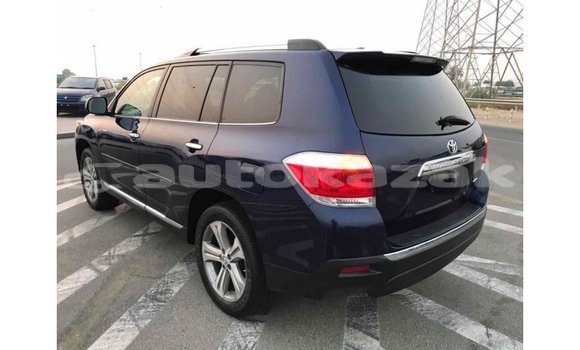 Buy Import Toyota Highlander Blue Car in Import - Dubai in Akmecet Buy Import Toyota Highlander Blue Car in Import - Dubai in Akmecet