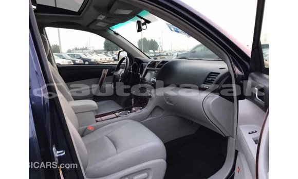 Buy Import Toyota Highlander Blue Car in Import - Dubai in Akmecet Buy Import Toyota Highlander Blue Car in Import - Dubai in Akmecet