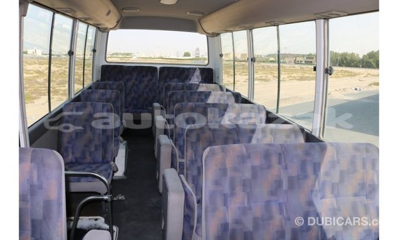 Buy Import Nissan 350Z White Car in Import - Dubai in Akmecet Buy Import Nissan 350Z White Car in Import - Dubai in Akmecet