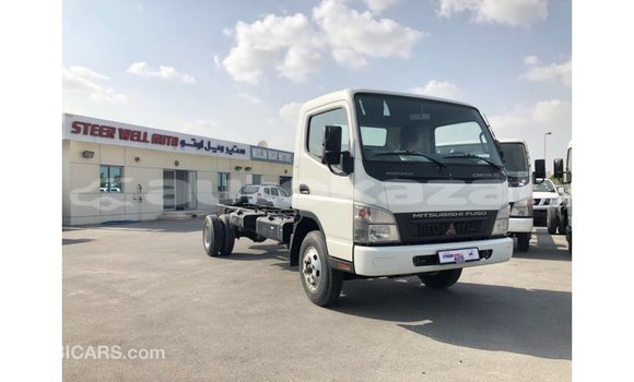 Buy Import Mitsubishi Carisma White Car in Import - Dubai in Akmecet Buy Import Mitsubishi Carisma White Car in Import - Dubai in Akmecet